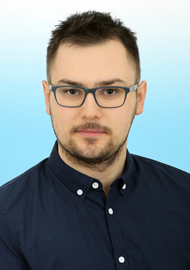 dr n. med. Mateusz Chmielarz